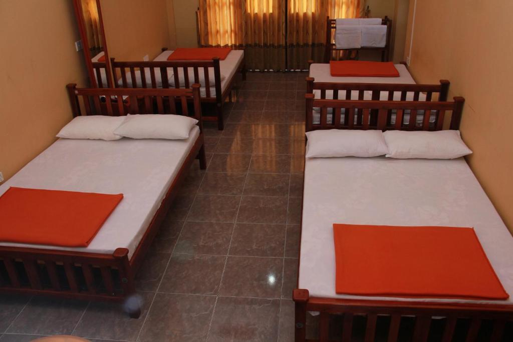 Ува (Карандаголла): Anura Guest Inn