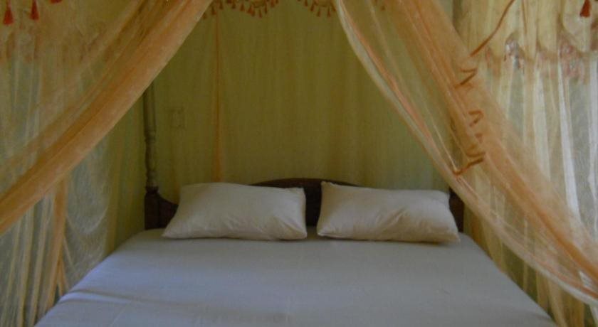 Полоннарува: Palm Garden Tourist Guest House