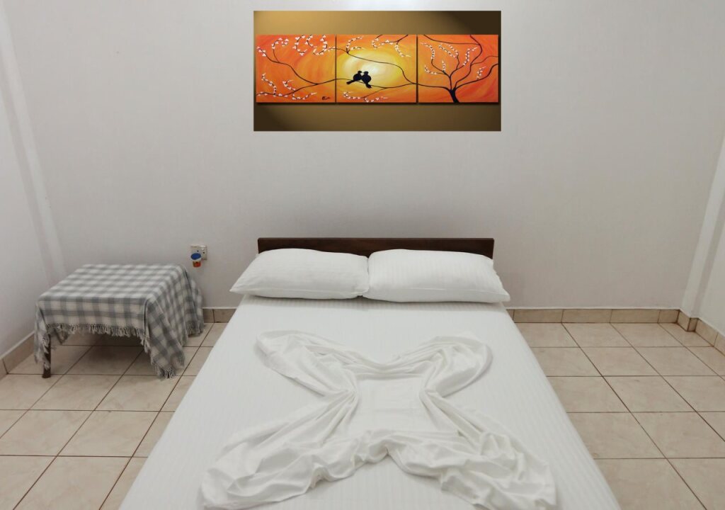 Анурадхапура: Hotel T And T