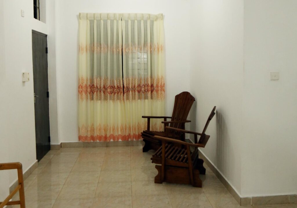 Анурадхапура: Hotel T And T