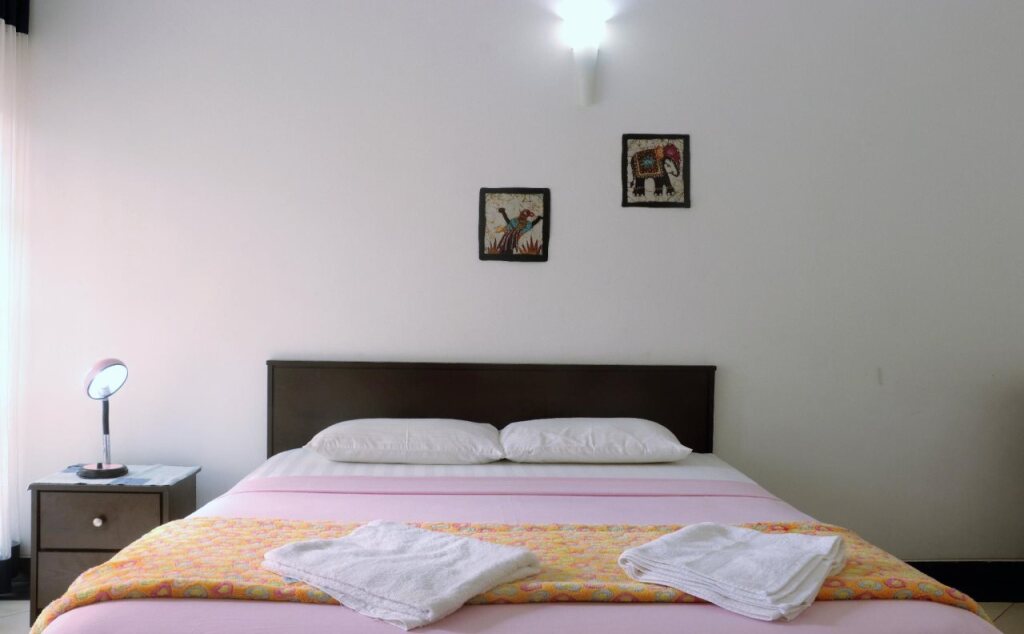 Канди: SafeHaven Family Villa