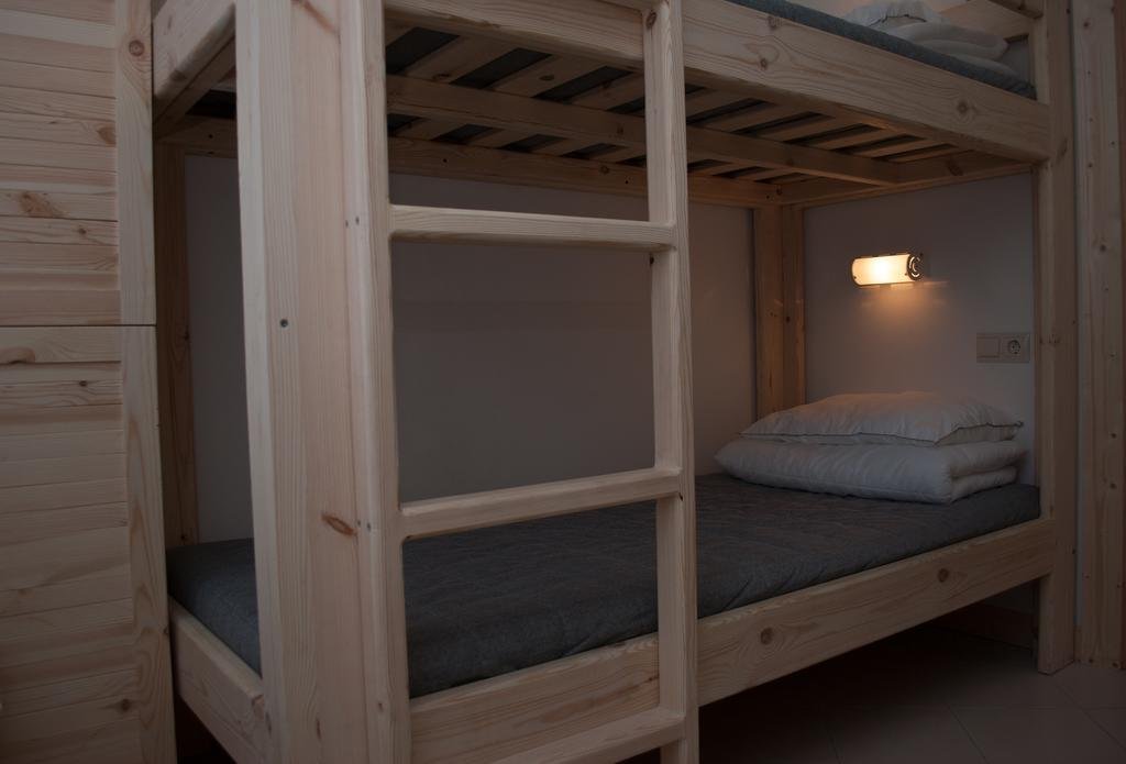 Псков: Hostel Zhili-Byli