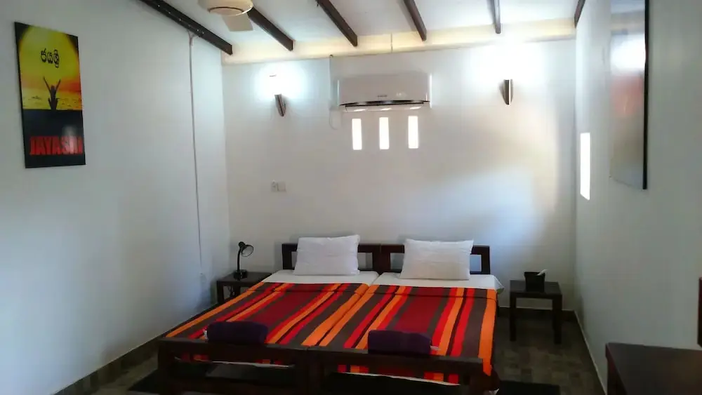 Маравила: Sri Beach Bungalows and Villa