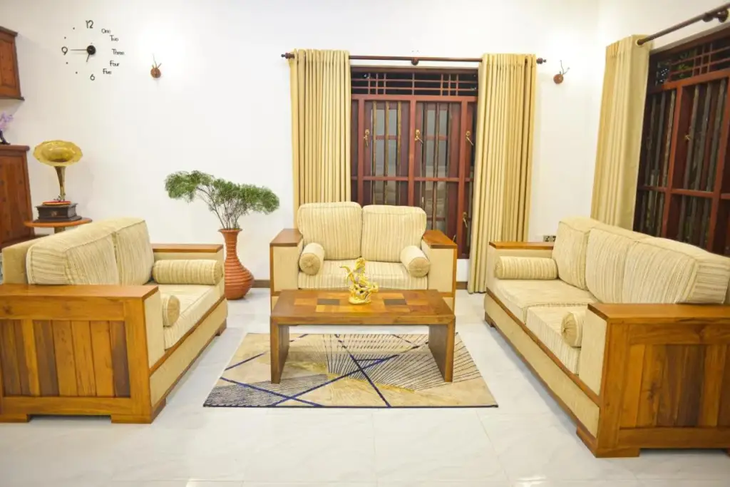Хиккадува: Avita Villa