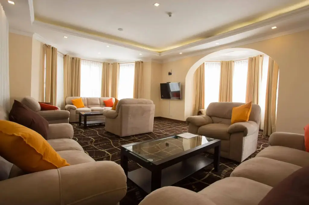 Нувара-Элия: Serene King's Villa