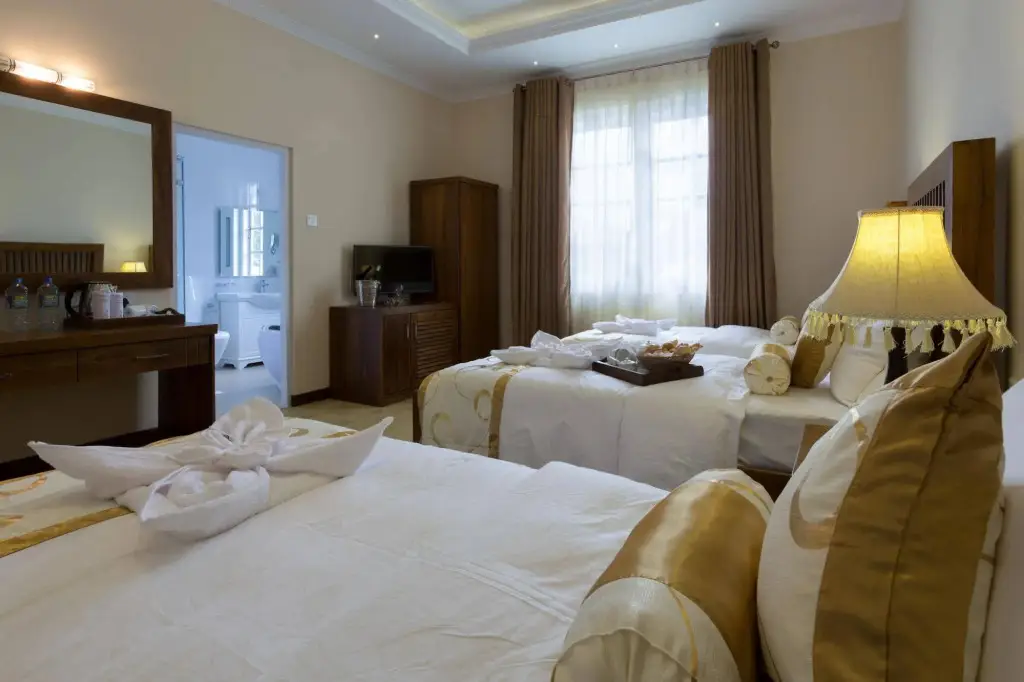 Нувара-Элия: Serene King's Villa