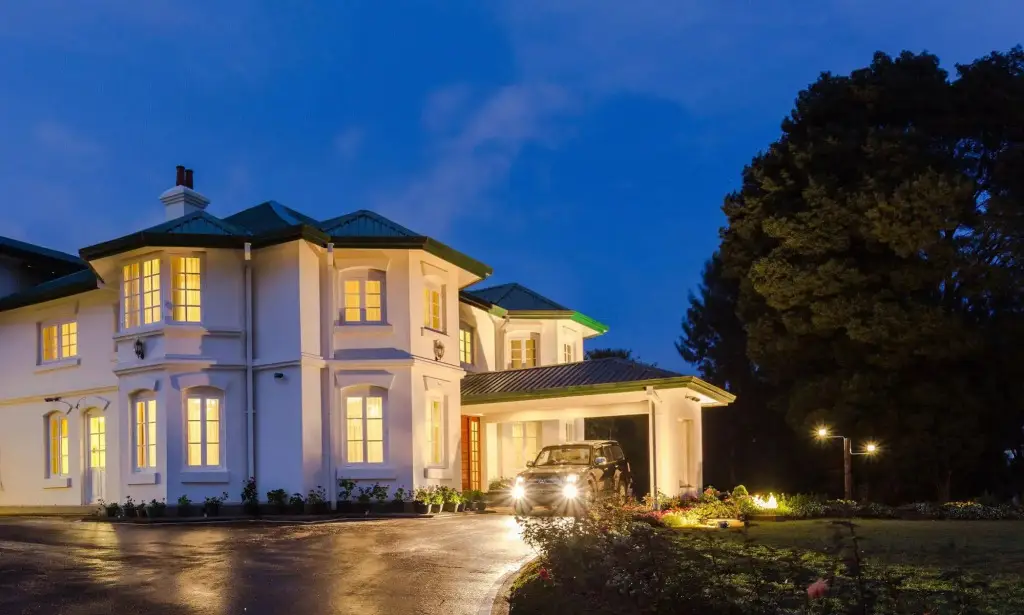 Нувара-Элия: Serene King's Villa