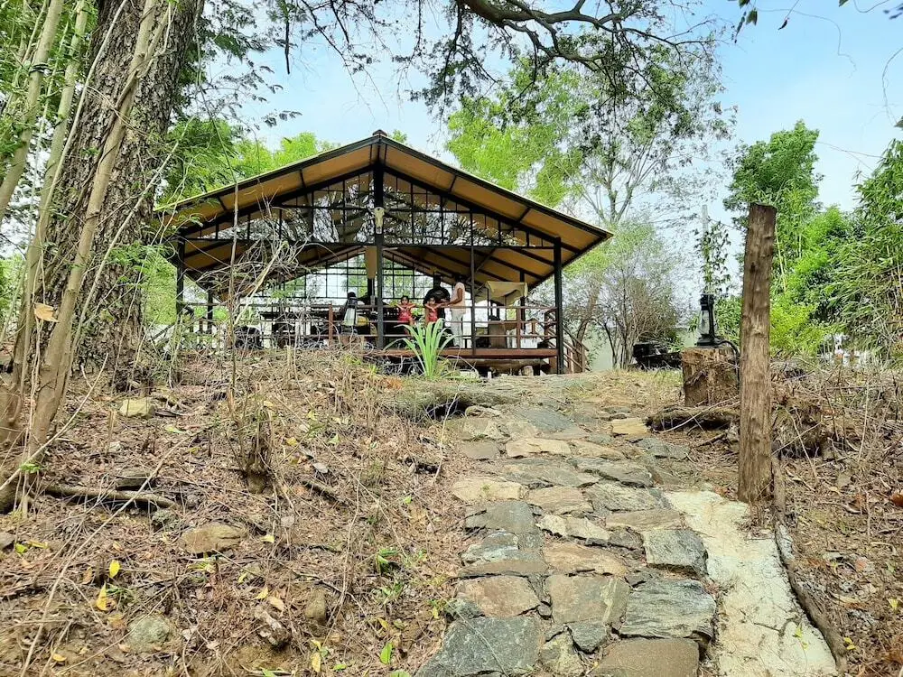 Удавалаве: Elephant Safari Hotel - Udawalawa