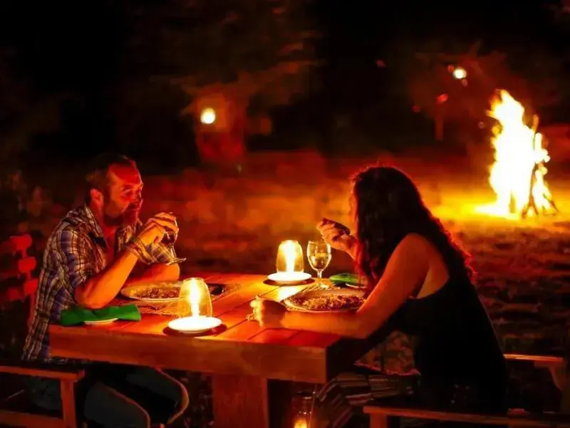 Палатупана: The Naturalist Luxury Tents