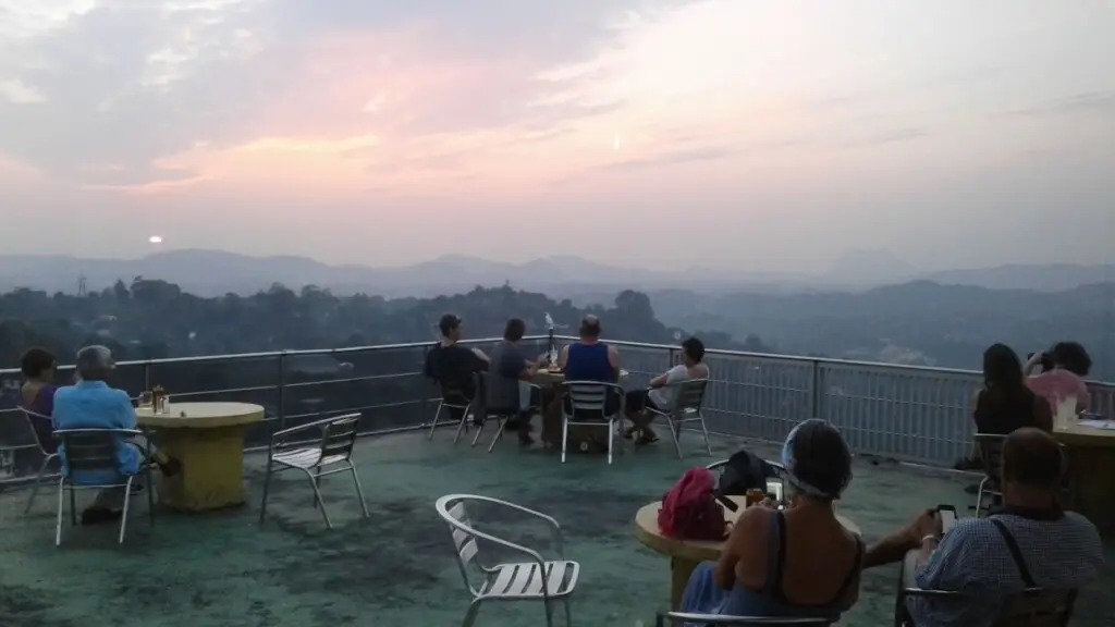 Канди: Pure Nature Hotel