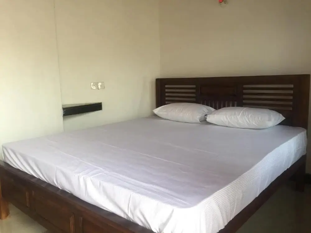 Аругам-Бэй: Mambo's Arugambay Hotel
