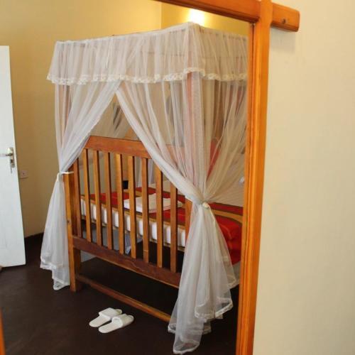 Гинигатена: Fern Hill Resorts Kitulgala
