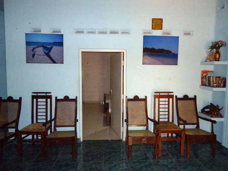 Тринкомали: Triinco Huts