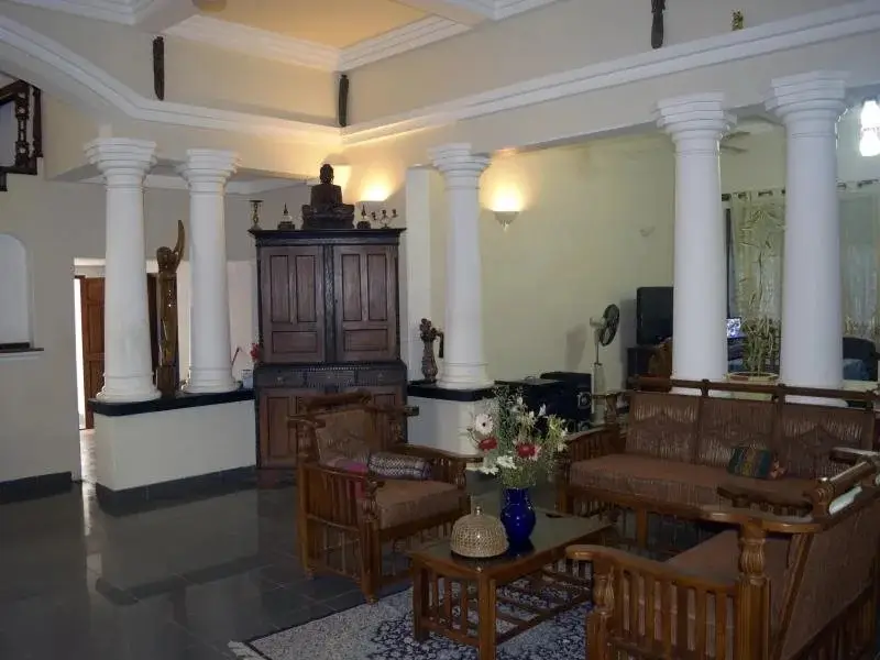 Хинатигала Джанкшен: Unawatuna Royal Lotus Villa
