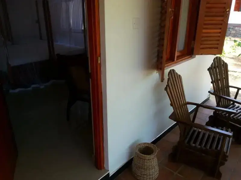 Унакурува: Rocky Villa