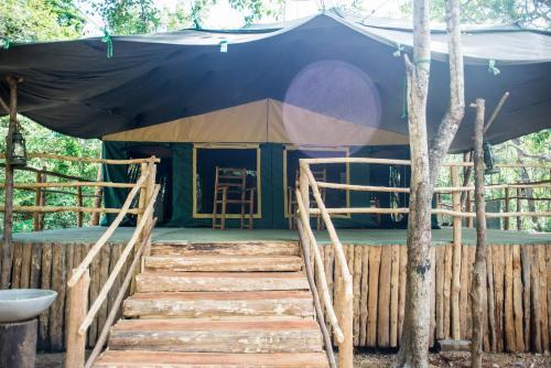 Хингуракгода: Royal Retreat Sigiriya Camping Site