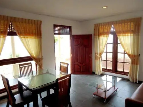 Канди: Buludanda Estate Bunglows