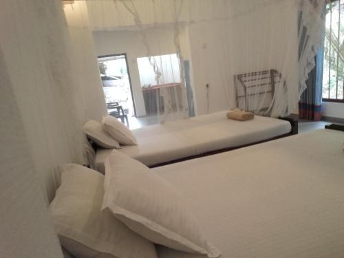Мирисса: Thusara Guesthouse