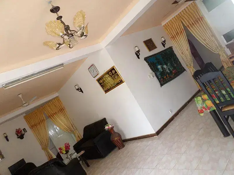 Негомбо: Lion Inn Guest House