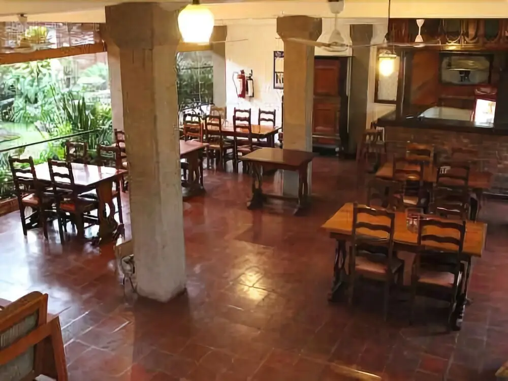 Гора Lavinia: Ivory Inn