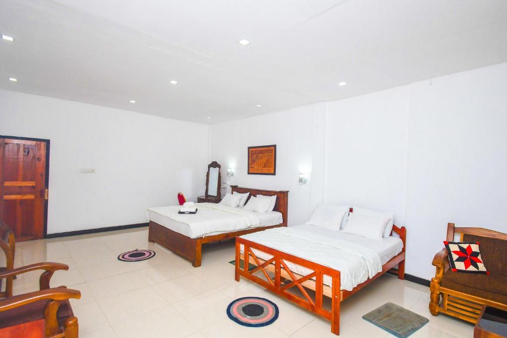 Наллатанния: Wathsala Inn
