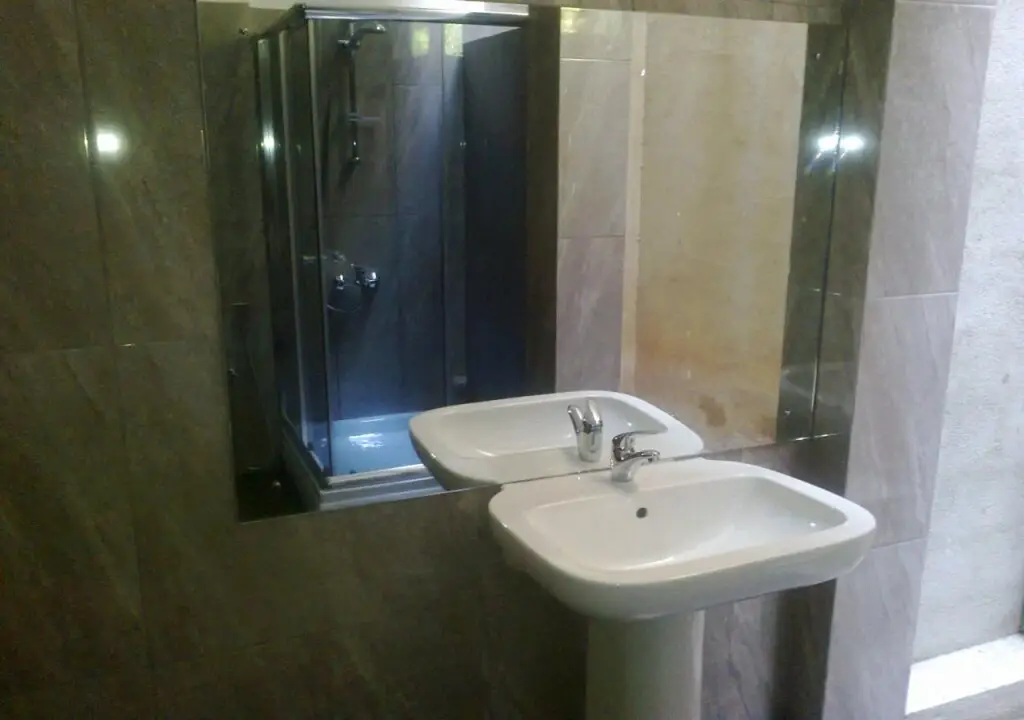 Келания: Ameesha Lodge Apartment