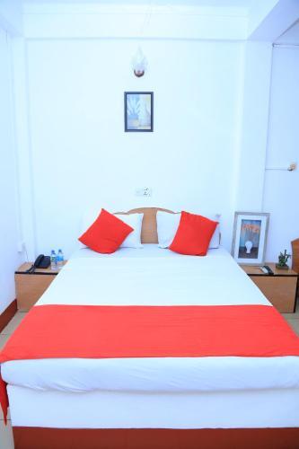 Вавуния: Nelly Star Hotel