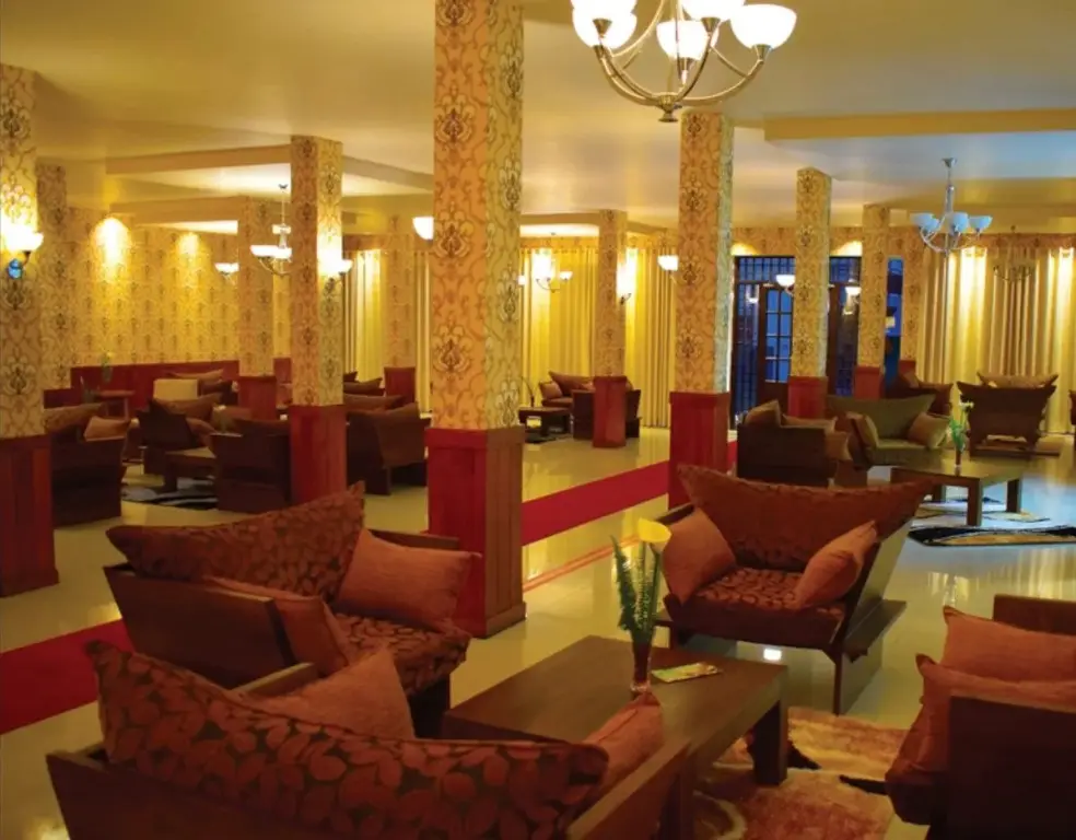 Нувара-Элия: The Queensburry City Hotel