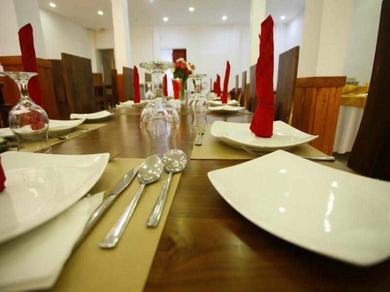 Нувара-Элия: The Queensburry City Hotel