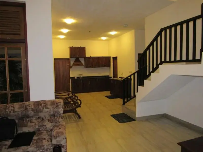 Негомбо: Good Luck Hotel
