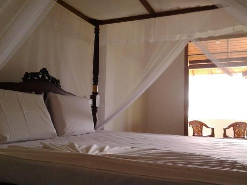 Таларамба: Hotel Dreams Lanka