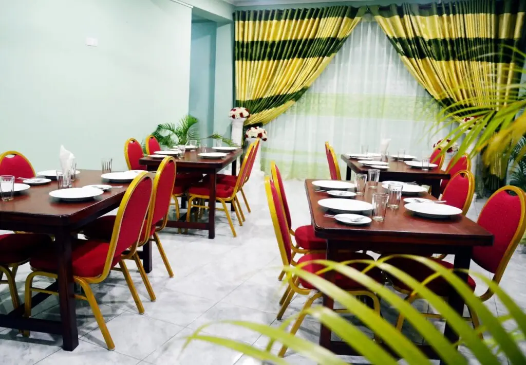 Тринкомали: Kings Hotel Restaurant & Bar