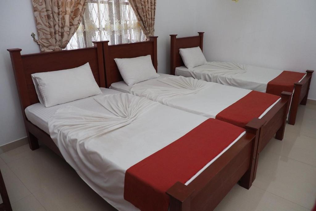 Канди: Kandyan White Holiday Homes