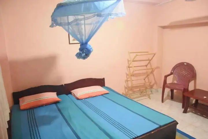Анурадхапура: Lake View The Tourist Guest House