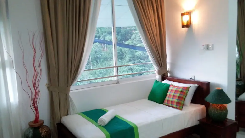 Курунегала: Green Tulip Hotel Kandy