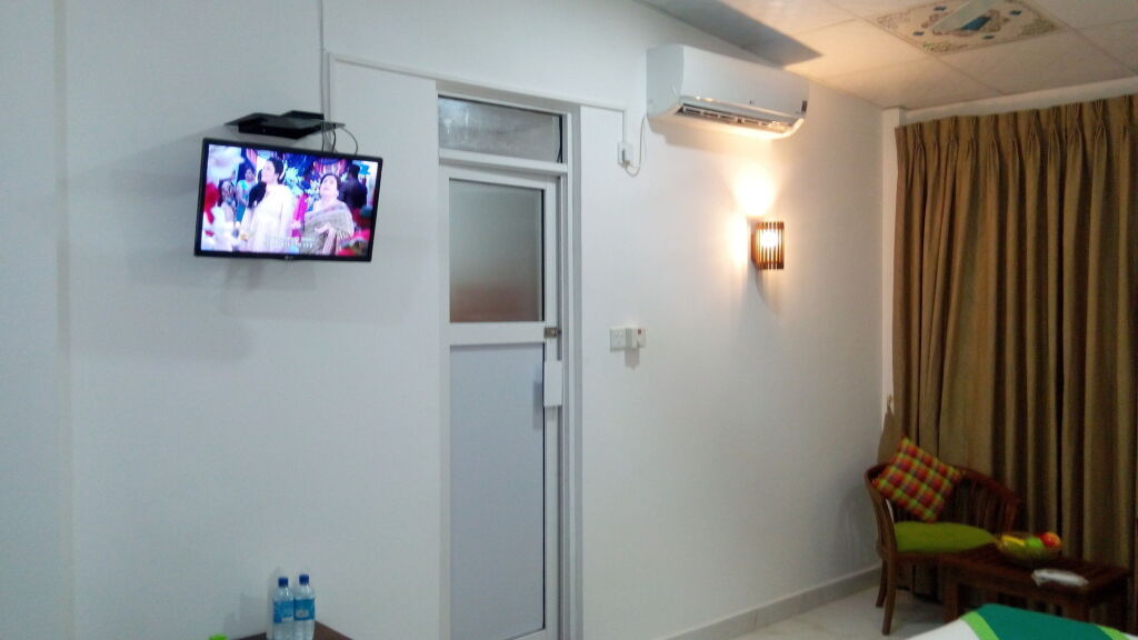 Курунегала: Green Tulip Hotel Kandy
