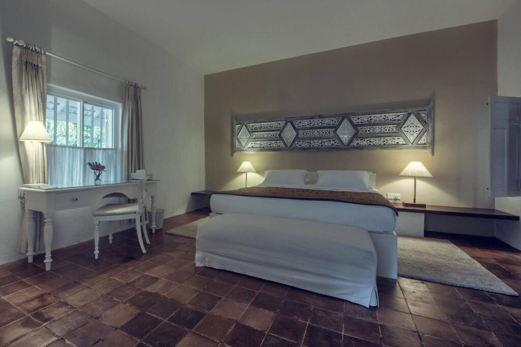 Бентота: Nyne Hotels Rock Villa - Bentota