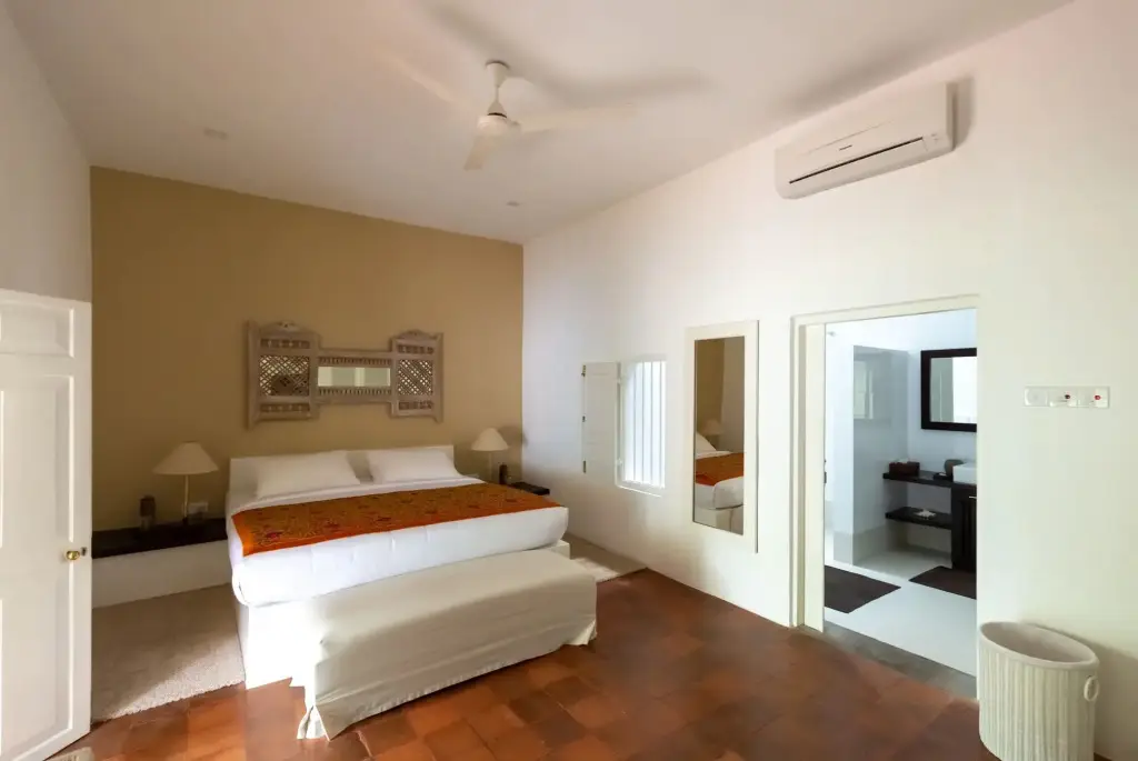 Бентота: Nyne Hotels Rock Villa - Bentota