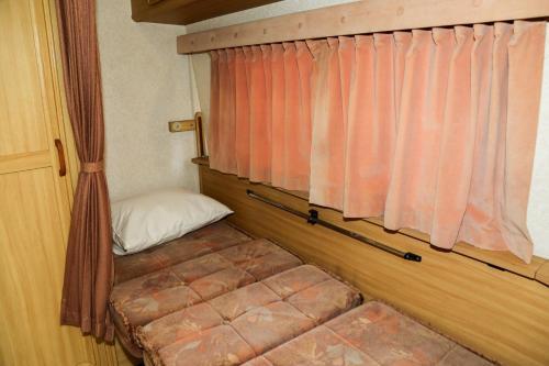 Анурадхапура: Malwathu Oya Caravan Park