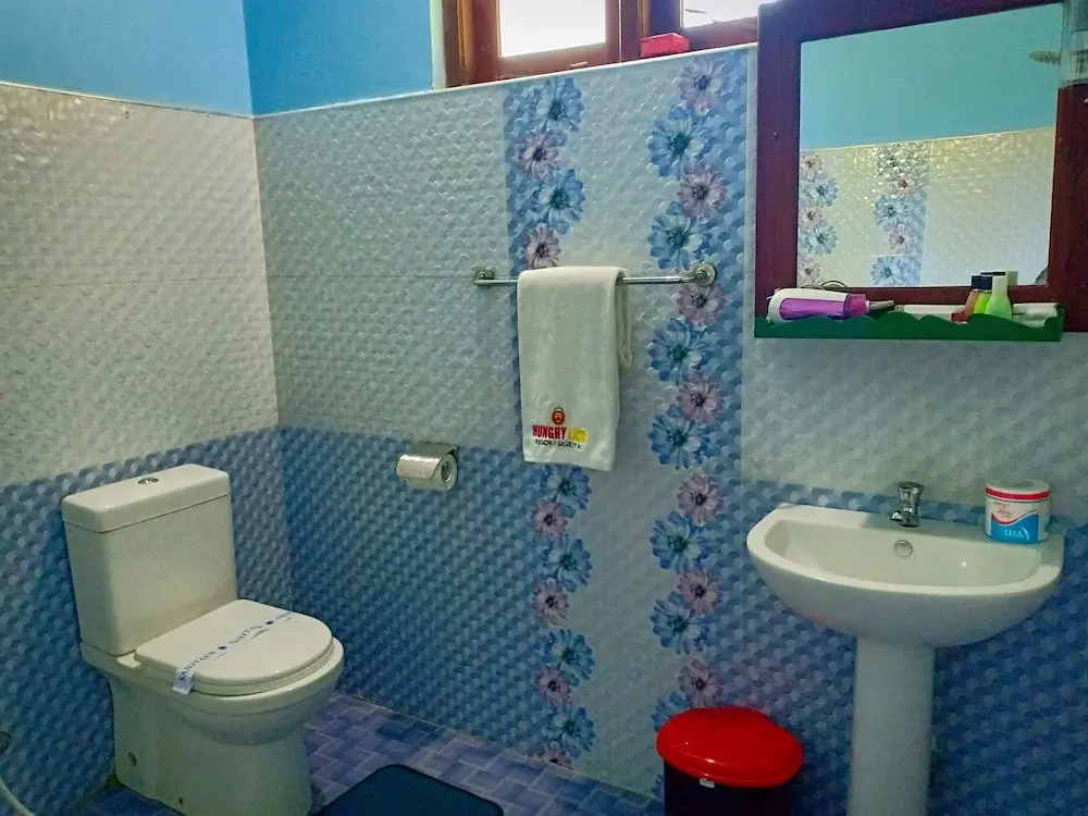 Сигирия: Hungry Lion Resort and Restaurant