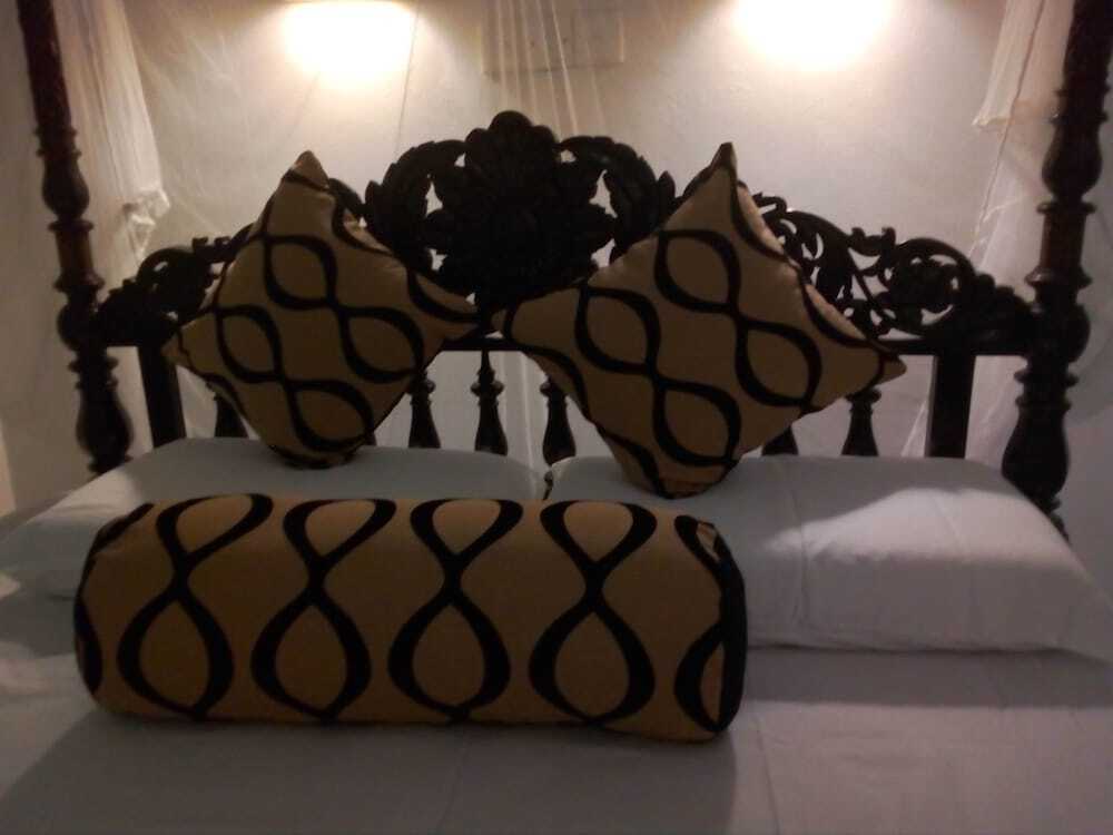 Ахангама: Nu-vin Beach Hotel
