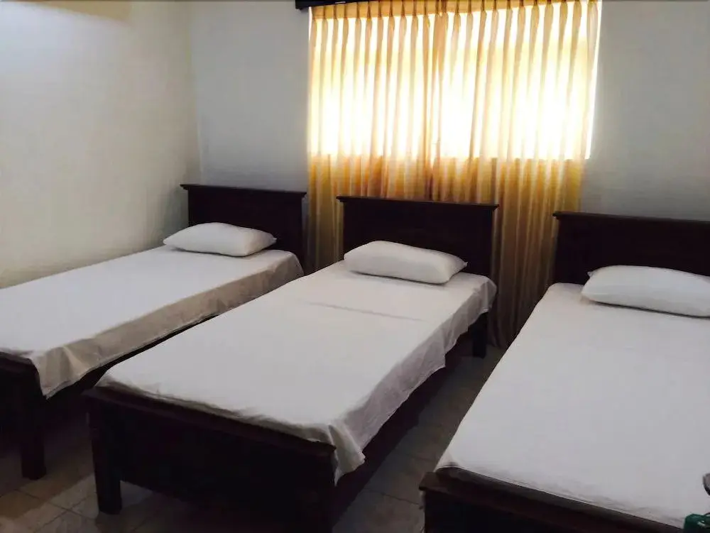 Негомбо: Sleep cheap hostel