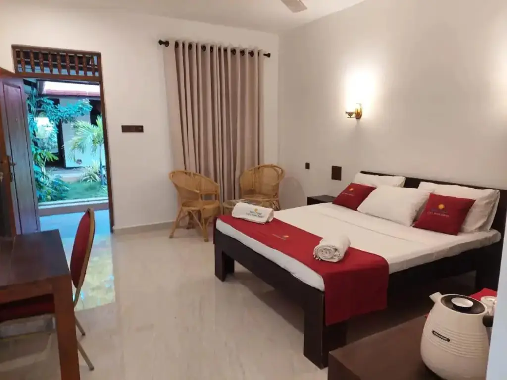 Тринкомали: Lucky Beach Resort