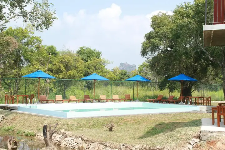 Сигирия: Hotel Wewa Addara