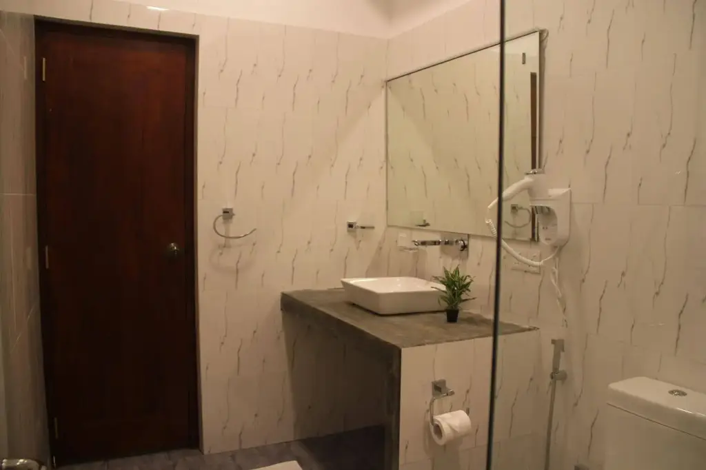 Сигирия: Hotel Wewa Addara