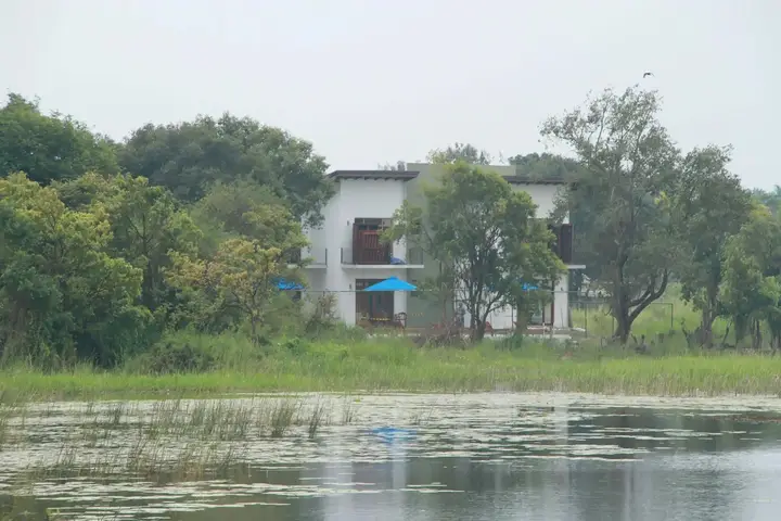 Сигирия: Hotel Wewa Addara