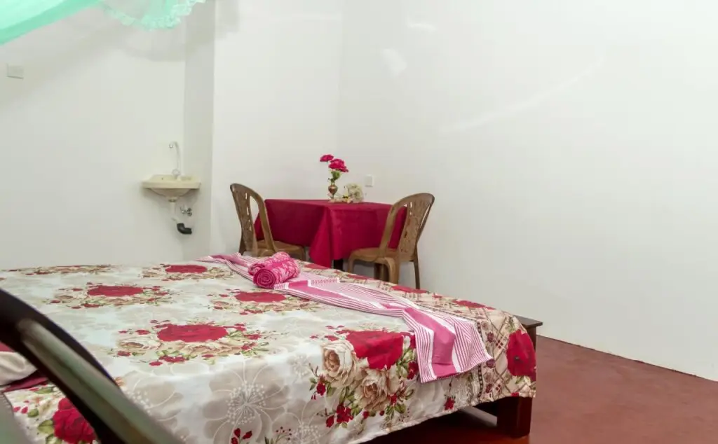 Мирисса: Desitha Family House