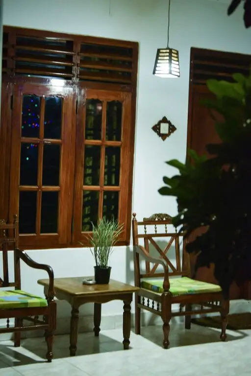 Унаватуна: Hotel Happy Night Holiday Inn