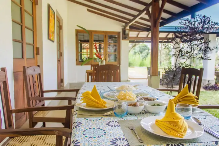 Амбевелла: Ceylon Tea Bungalows