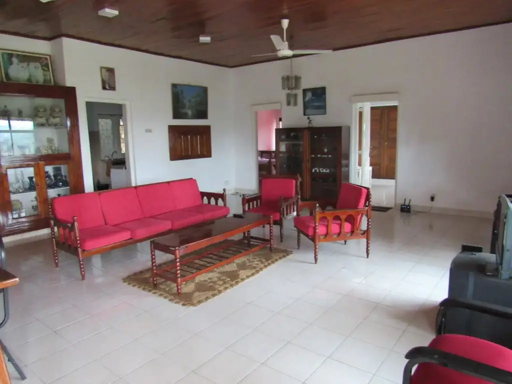 Канди: Kings Leisure Residence